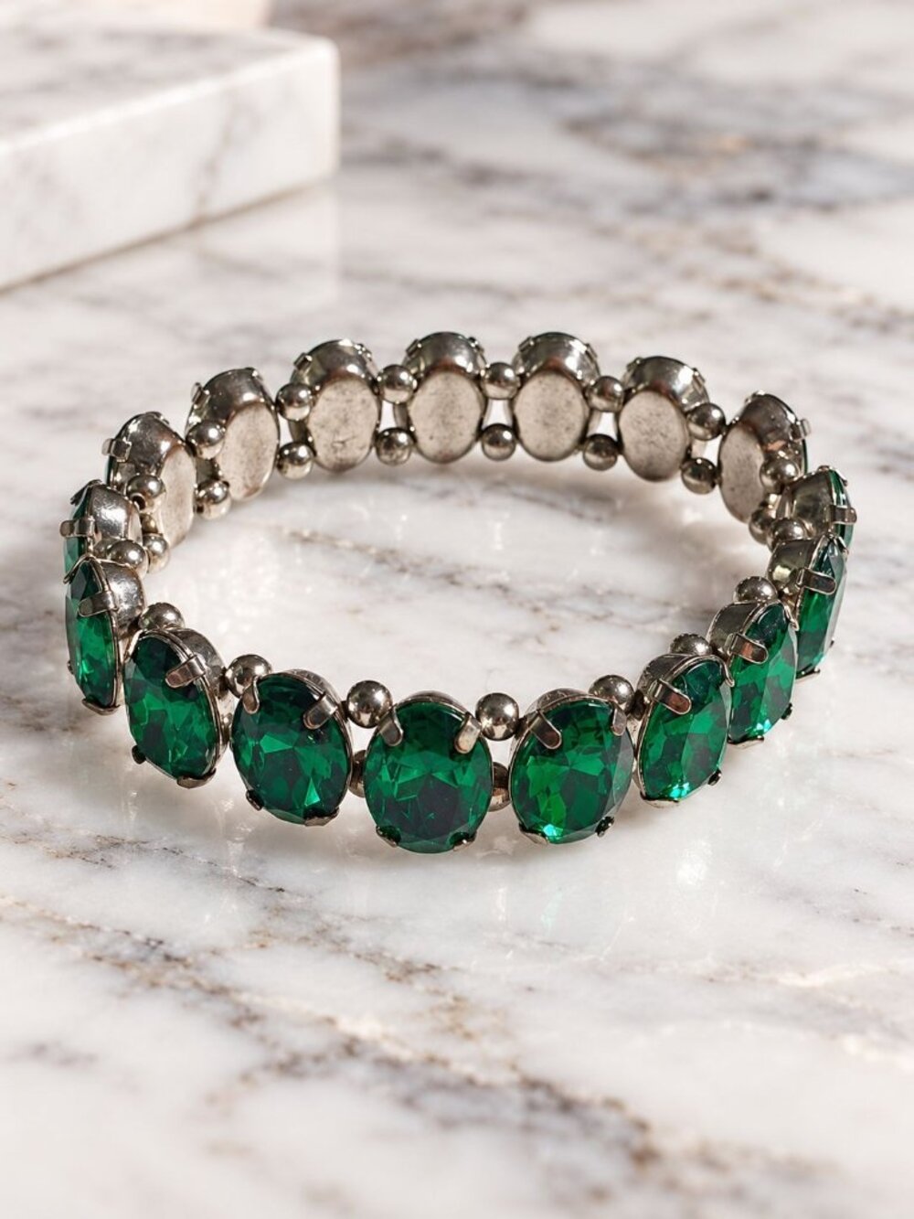 Vintage Green Acrylic Jewel Silver Tone Stretch Bracelet Costume Jewelry Gift